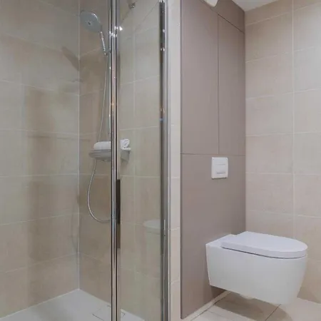 Spacious A-c 2p - Place Des Lices Appartement *