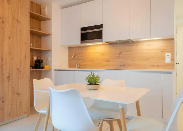 Appartement Spacious A-c 2p - Place Des Lices Saint-Tropez