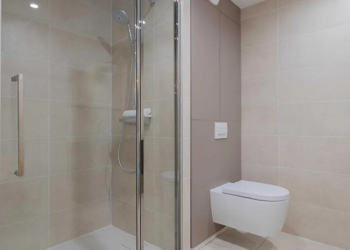 Spacious A-c 2p - Place Des Lices Appartamento *